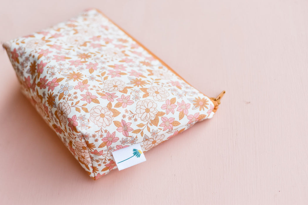 Large Zipper Pouch in Loves Me Floral